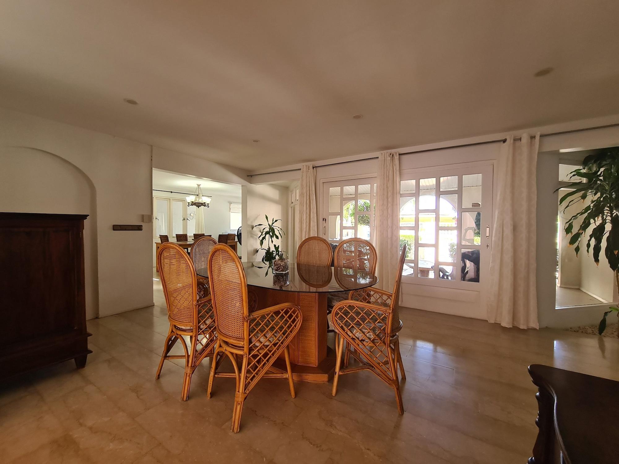 Bubali Villa & Apartments Extérieur photo